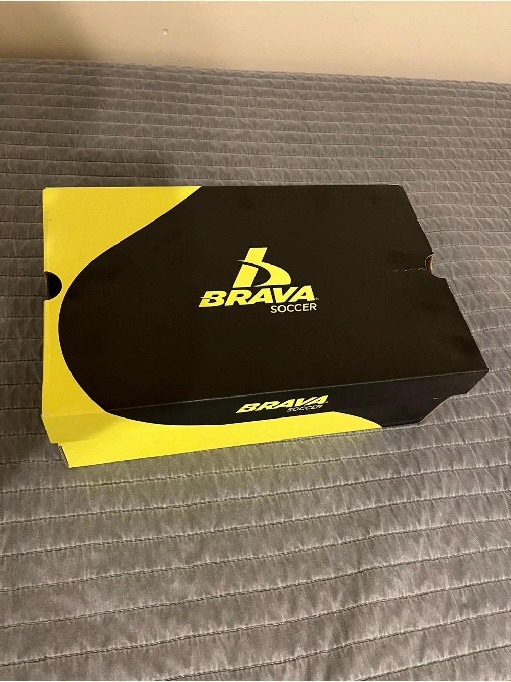 BRAVA Soccer Adult Super Goal Cleats - Picture 12 of 13